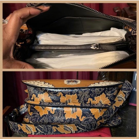 Valentino mime runway printed Hobo NWT $3695 - Picture 12 of 14